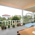 Appartement In Labin Near The